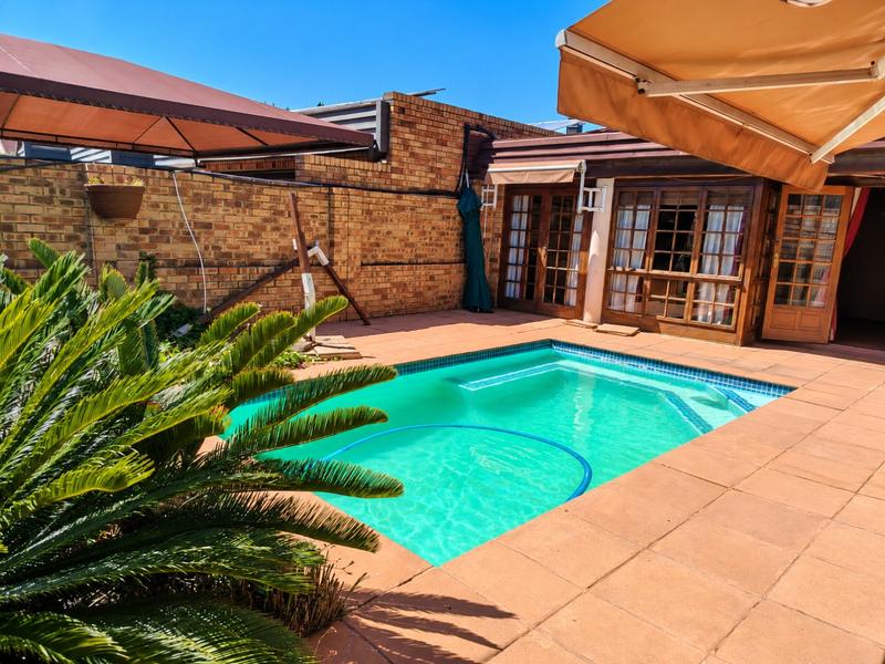 3 Bedroom Property for Sale in Sasolburg Ext 4 Free State